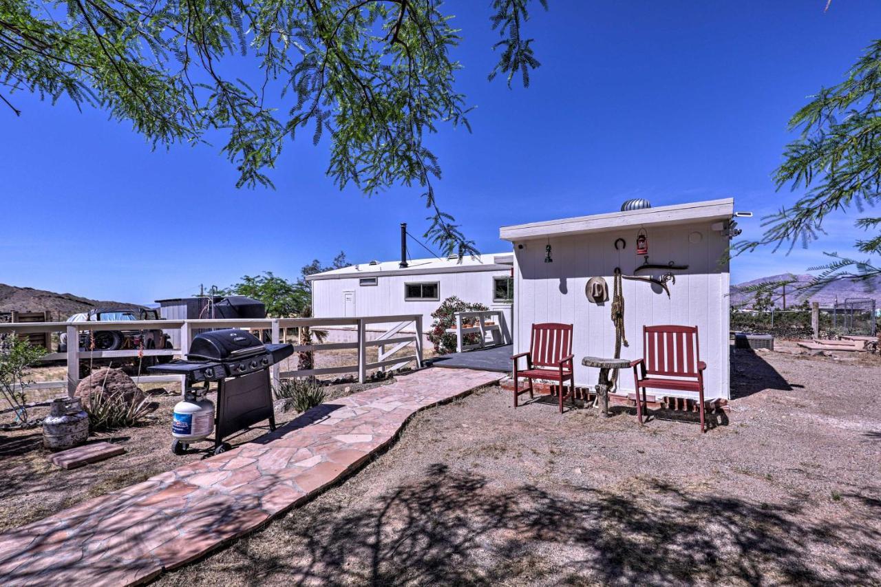Rustic Bullhead City Retreat With Porch And Views Екстериор снимка